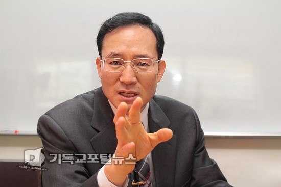 신현욱 목사는 신천지 신도들의 추수꾼, 산옮기기 전략을 다시 주의해야 할 때라고 지적했다(사진 기포스DB).
