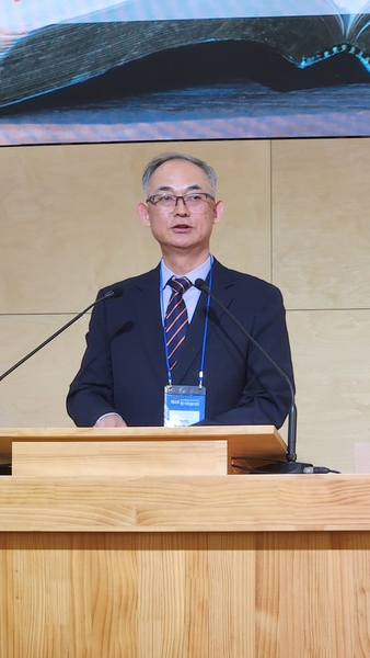 주제발표를 한 유영권 박사